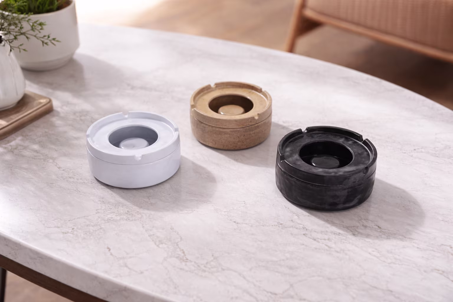 Tria Muftak predstavlja novu kolekciju pepeljara